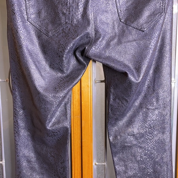 Zara Snakeskin Print Stretch w/ Gold Zipper Pants - Picture 10 of 13